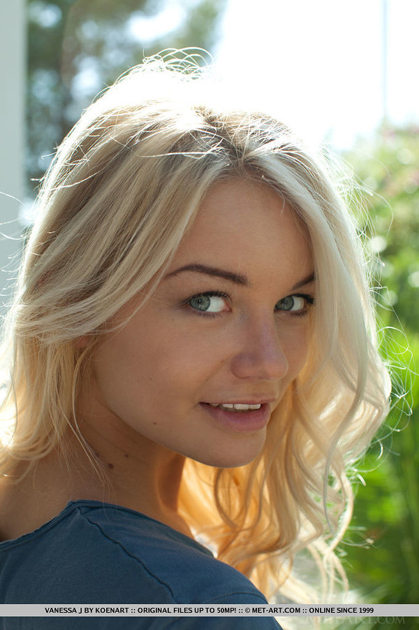 Света, 21 год, 2 размер груди